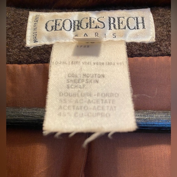 Georges Rech stunning wool coat with sheep fur collar. - Picture 7 of 8